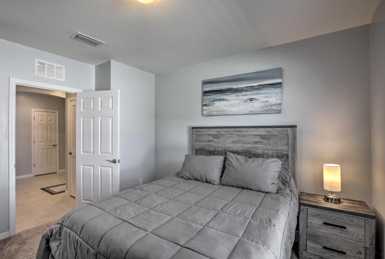 Modern Home With Heated Pool, 3 Mi To Beach Cape Coral Exterior foto